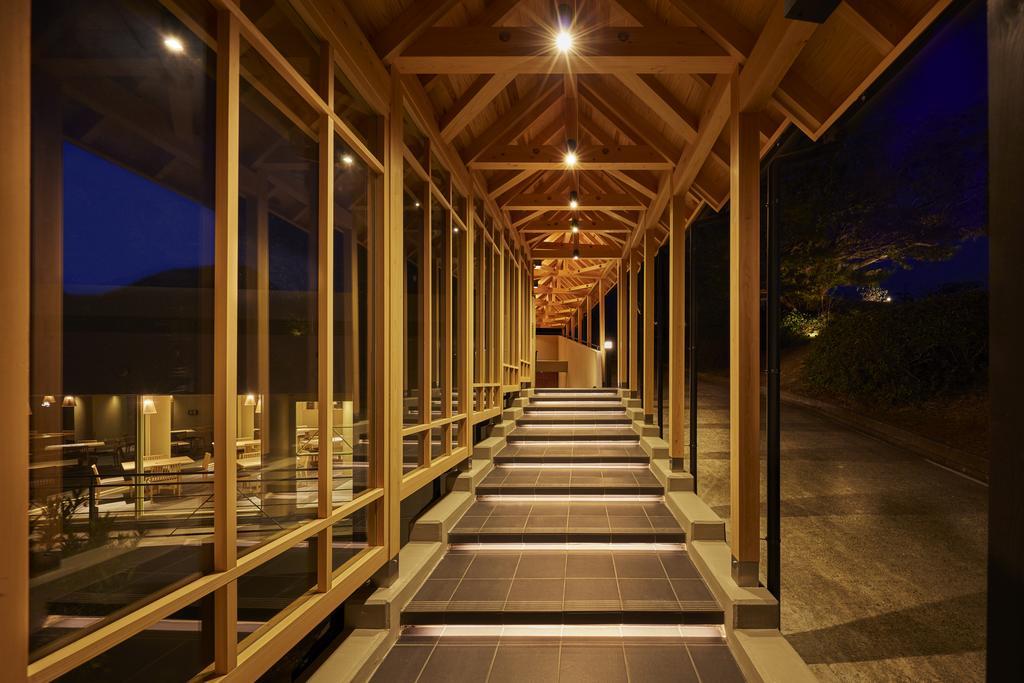 Infinito Hotel And Spa Сирахама Экстерьер фото